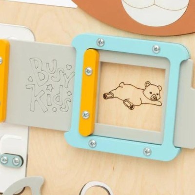 Tablero de actividades "pequeño osito" - de madera - juguete infantil y puzzle de pared Busykids