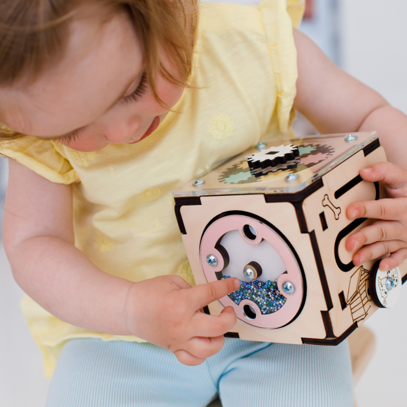 Casa de juegos y cubo de actividades infantil - Madera - Montessori - Plegable - Fácil de guardar Busykids