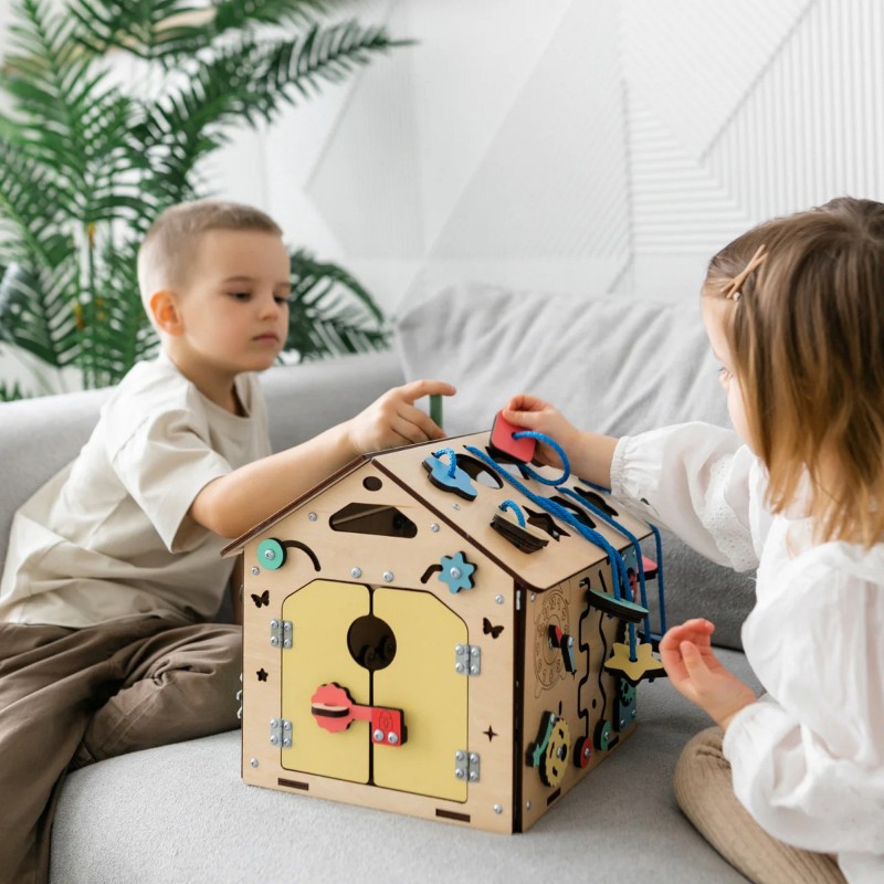 Casa de juegos sensorial y de actividades infantil MINI - Madera - Montessori Busykids